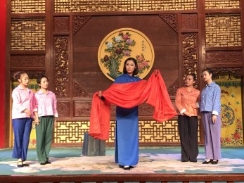 迎接新時代·共筑中國夢——甘肅演藝集團熱烈慶祝黨的十九大勝利召開獻禮演出之省京劇院展演報道
