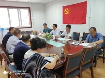 甘肅演藝集團(tuán)黨委書記、董事長陳其銀赴省舞臺美術(shù)工廠調(diào)研指導(dǎo)工作