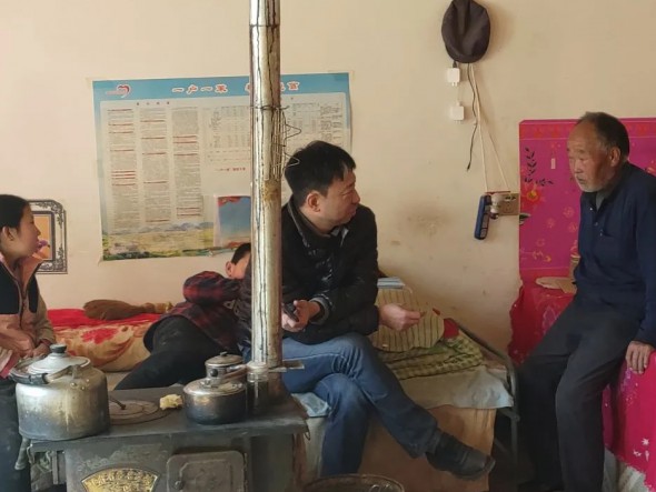 甘肅演藝集團(tuán)敦煌藝術(shù)團(tuán)助力攻堅脫貧