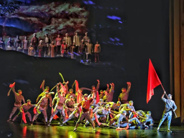 甘肅省慶祝中國(guó)共產(chǎn)黨成立100周年文藝演出《致敬百年》在蘭隆重舉行！