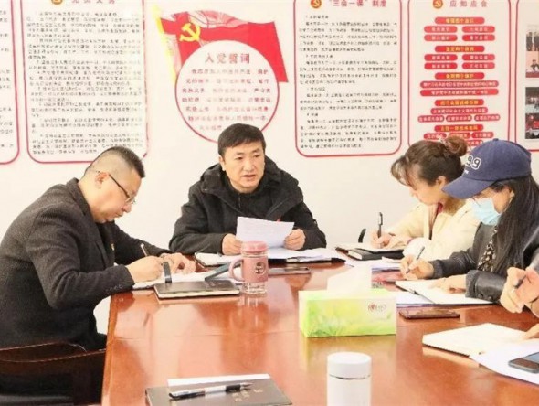 甘肅演藝集團話劇院（甘肅兒童劇院）黨總支召開2022年第4次理論學(xué)習(xí)（擴大）會議